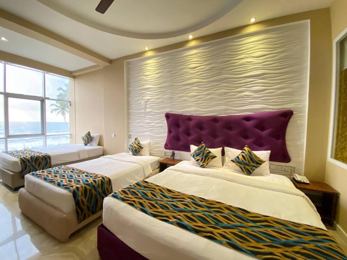 Ocean Queen Hotel Wadduwa Luaran gambar