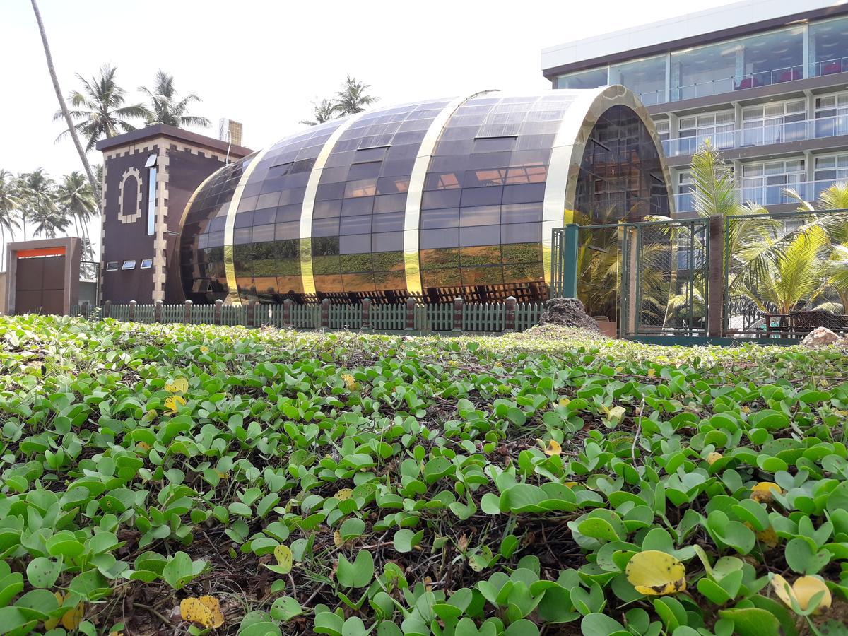 Ocean Queen Hotel Wadduwa Luaran gambar