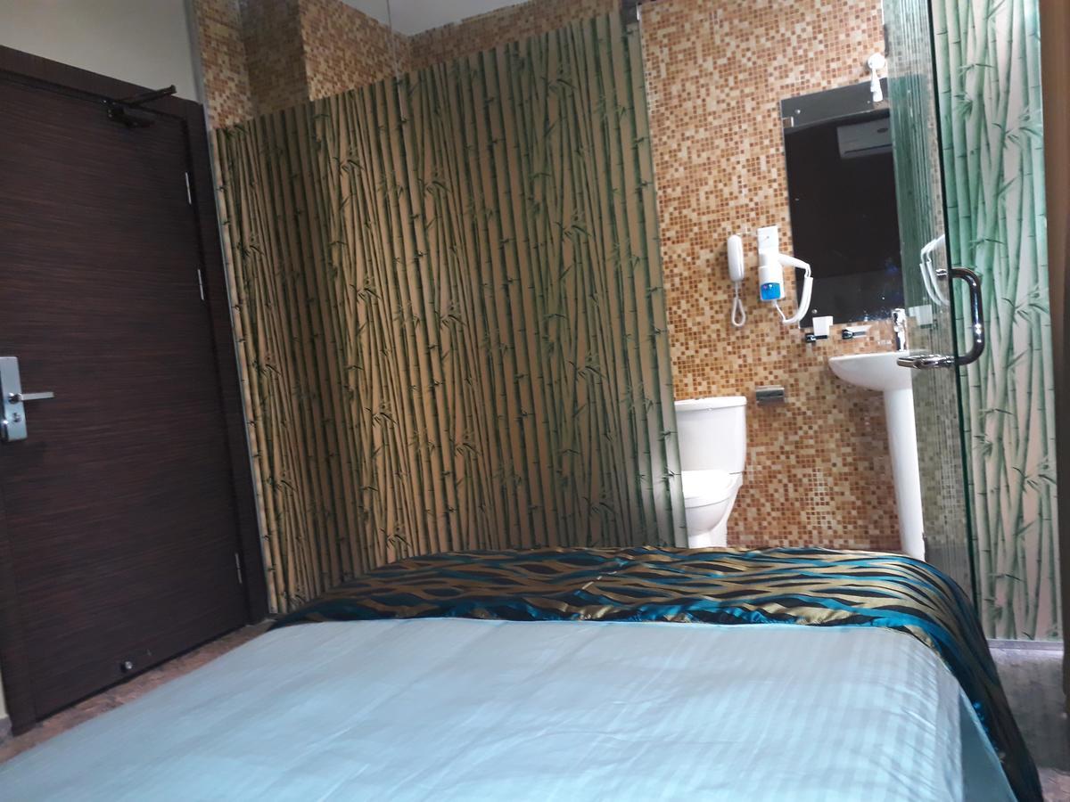 Ocean Queen Hotel Wadduwa Luaran gambar